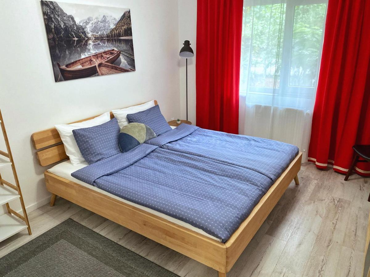 Highland Home - Cozy Apartments Near City Center Орадя Экстерьер фото